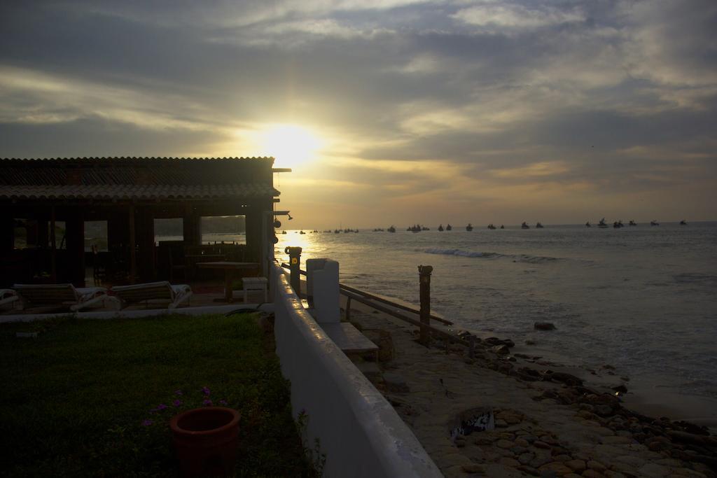 Punta Ballenas Mancora Lodge Екстер'єр фото