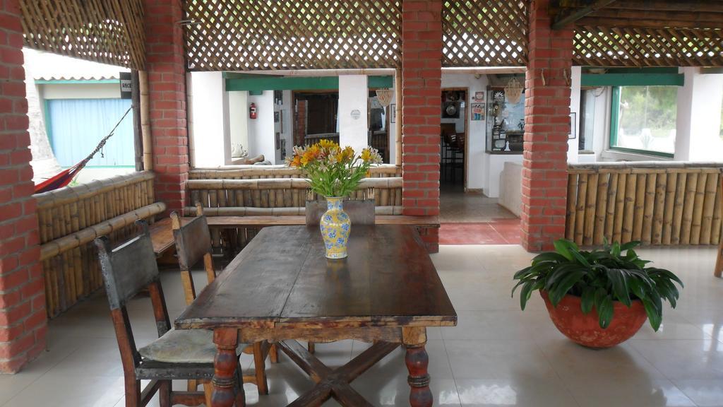 Punta Ballenas Mancora Lodge Екстер'єр фото