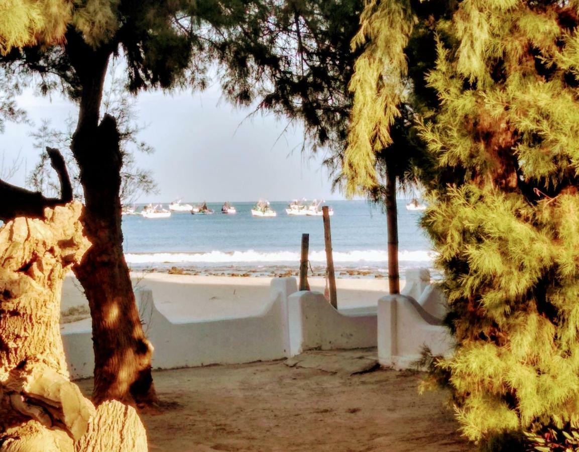 Punta Ballenas Mancora Lodge Екстер'єр фото